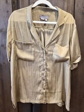 Green Classic Button-Up Shirt